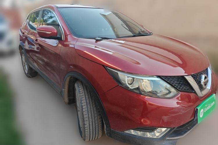 Used Nissan Qashqai 2016 2.0L CVT Elite Edition Front Right 45 Deg
