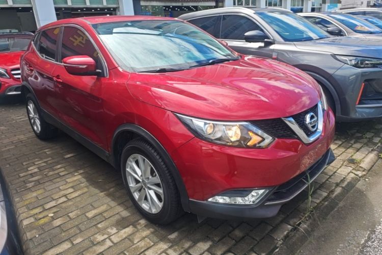 Used Nissan Qashqai 2016 2.0L CVT Elite Edition Front Right 45 Deg