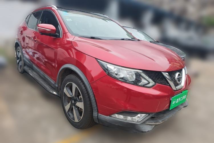 Used Nissan Qashqai 2016 2.0L CVT Luxury Edition Front Right 45 Deg