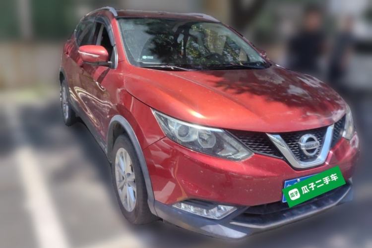 Used Nissan Qashqai 2016 2.0L CVT Elite Edition Front Right 45 Deg
