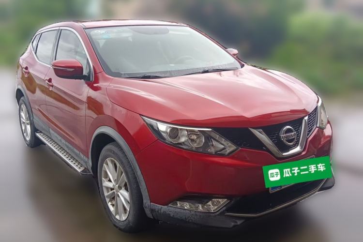 Used Nissan Qashqai 2016 2.0L CVT Elite Edition Front Right 45 Deg