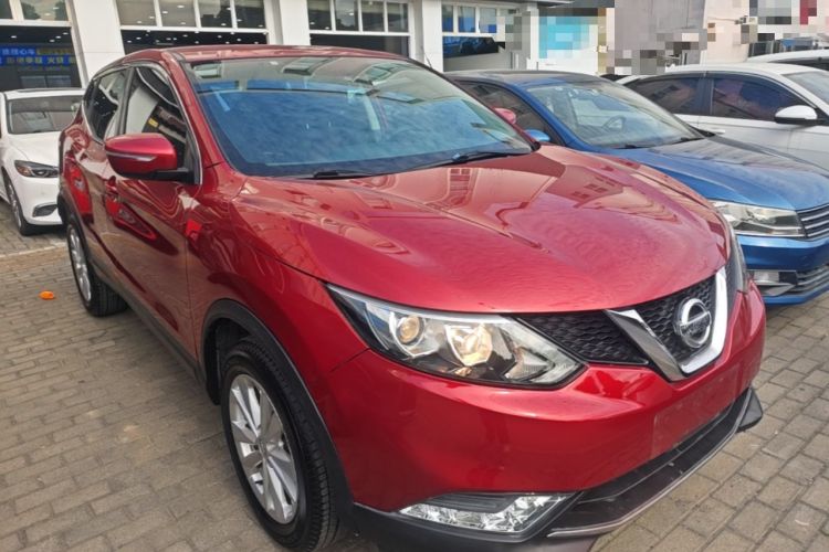 Used Nissan Qashqai 2016 2.0L CVT Elite Edition Front Right 45 Deg