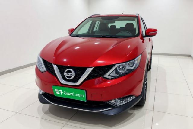 Ojetý Nissan Qashqai 2016 2.0L CVT Elite Edition