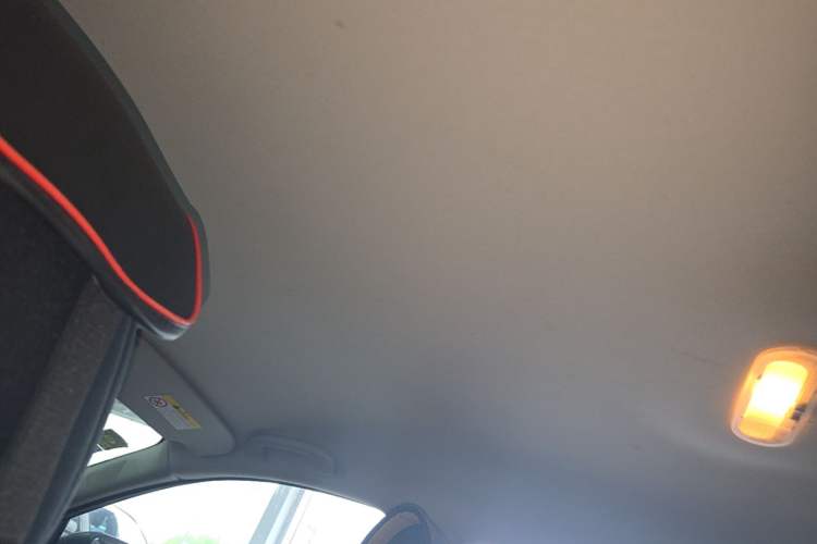 Used Nissan Qashqai 2016 2.0L CVT Elite Edition Headliner