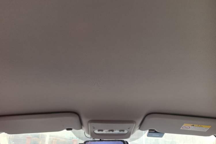 Used Nissan Qashqai 2016 2.0L CVT Elite Edition Headliner
