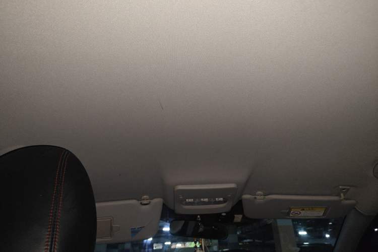 Used Nissan Qashqai 2016 2.0L CVT Elite Edition Headliner