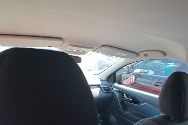 Used Nissan Qashqai 2016 2.0L CVT Elite Edition Headliner
