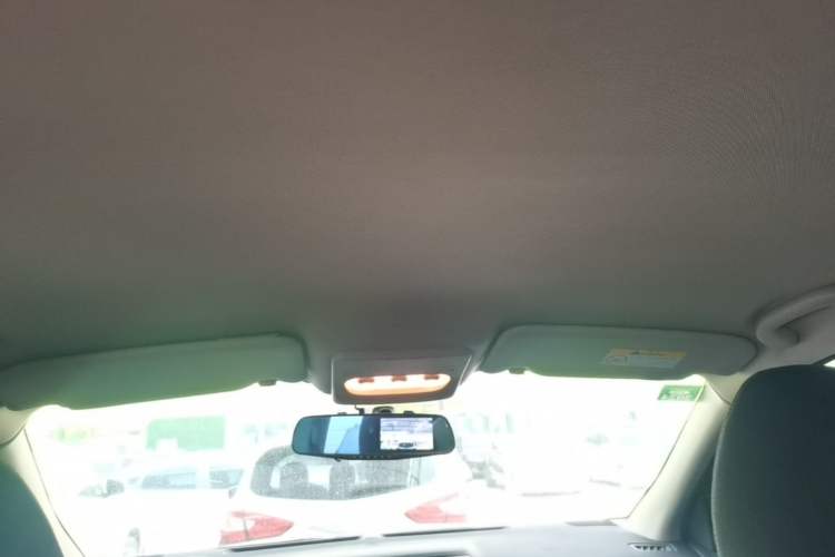 Used Nissan Qashqai 2016 2.0L CVT Elite Edition Headliner