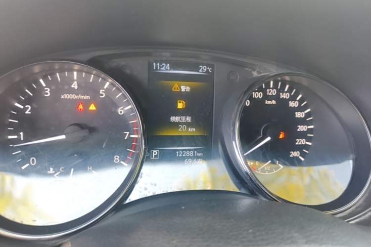 Used Nissan Qashqai 2016 2.0L CVT Elite Edition Instrument Cluster