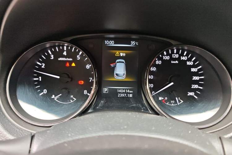 Used Nissan Qashqai 2016 2.0L CVT Luxury Edition Instrument Cluster