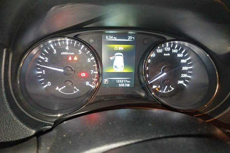 Used Nissan Qashqai 2016 2.0L CVT Luxury Edition Instrument Cluster