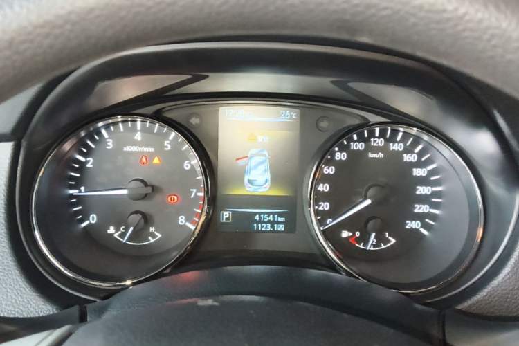 Used Nissan Qashqai 2016 2.0L CVT Elite Edition Instrument Cluster