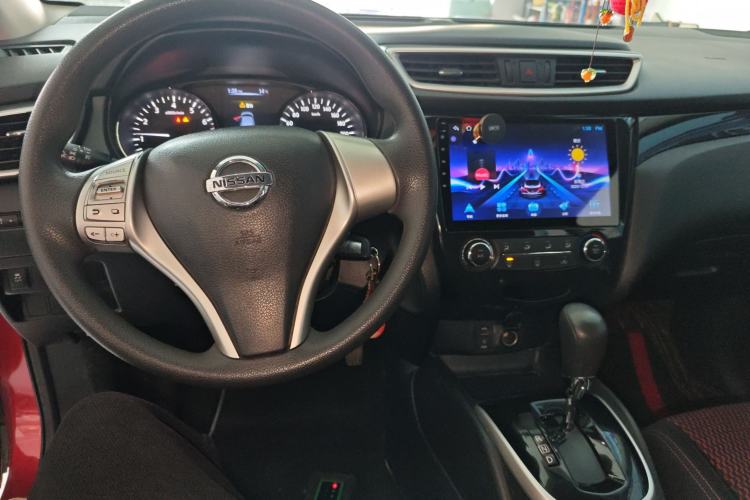 Used Nissan Qashqai 2016 2.0L CVT Elite Edition Interior 2