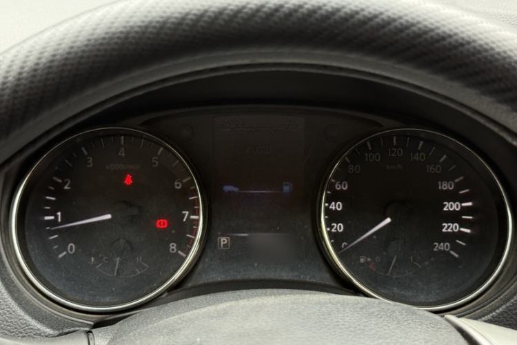 Used Nissan Qashqai 2016 2.0L CVT Elite Edition Interior 5