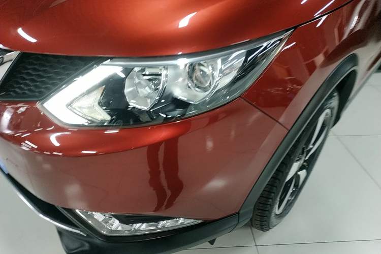 Used Nissan Qashqai 2016 2.0L CVT Luxury Edition Left Front Headlight