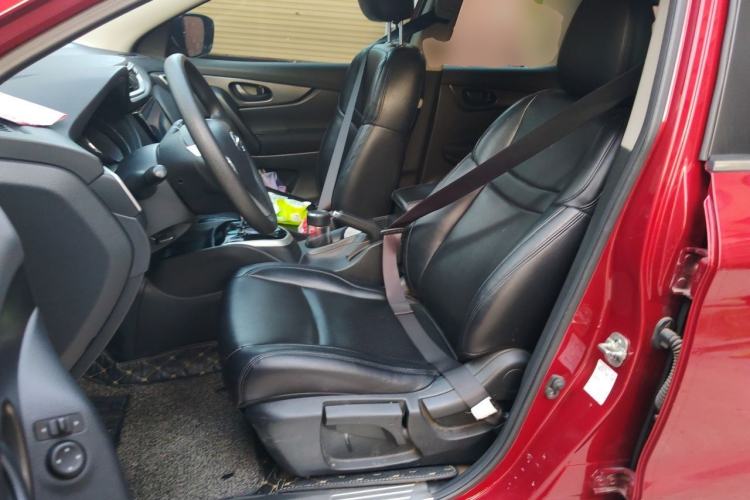 Used Nissan Qashqai 2016 1.2T CVT Fashion Edition Left Front Seat