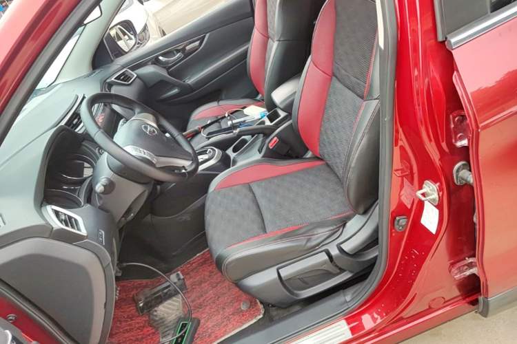 Used Nissan Qashqai 2016 2.0L CVT Luxury Edition Left Front Seat