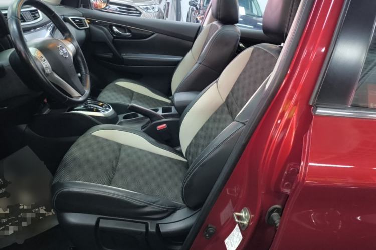 Used Nissan Qashqai 2016 2.0L CVT Luxury Edition Left Front Seat