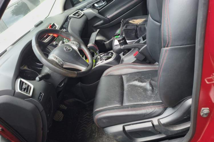 Used Nissan Qashqai 2016 2.0L CVT Elite Edition Left Front Seat