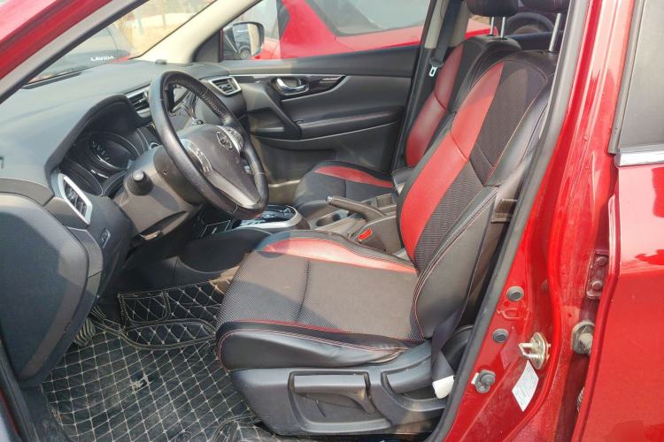 Used Nissan Qashqai 2016 2.0L CVT Luxury Edition Left Front Seat