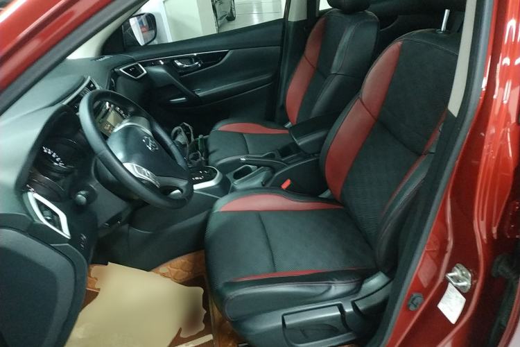 Used Nissan Qashqai 2016 2.0L CVT Luxury Edition Left Front Seat