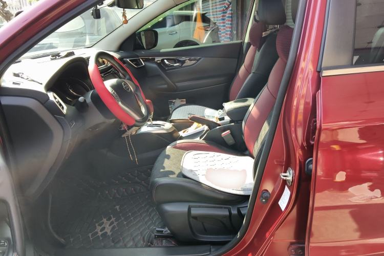 Used Nissan Qashqai 2016 2.0L CVT Luxury Edition Left Front Seat