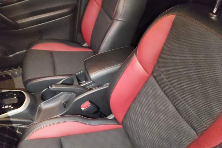 Used Nissan Qashqai 2016 2.0L CVT Luxury Edition Left Front Seat