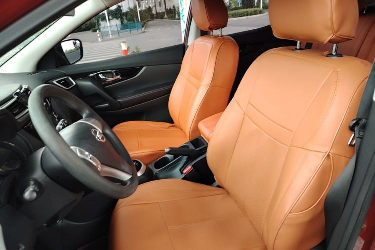 Used Nissan Qashqai 2016 2.0L CVT Elite Edition Left Front Seat
