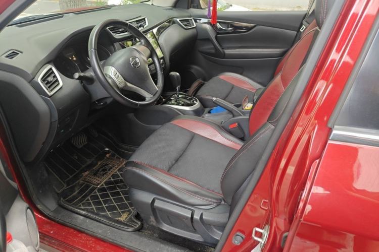 Used Nissan Qashqai 2016 2.0L CVT Luxury Edition Left Front Seat
