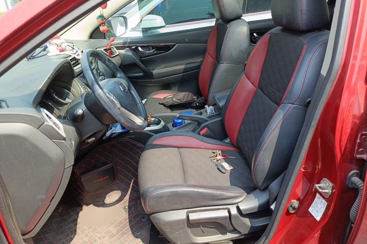 Used Nissan Qashqai 2016 2.0L CVT Luxury Edition Left Front Seat