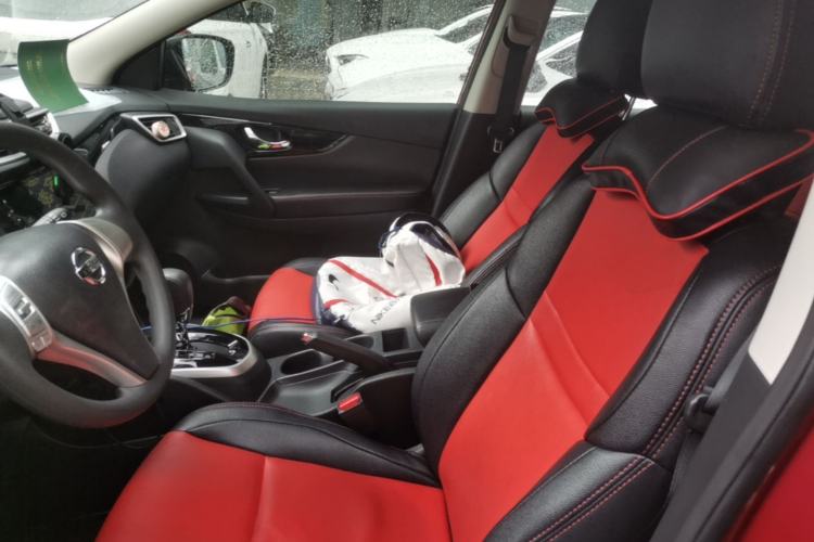Used Nissan Qashqai 2016 2.0L CVT Elite Edition Left Front Seat