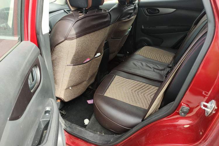 Used Nissan Qashqai 2016 1.2T CVT Fashion Edition Left Rear Seat