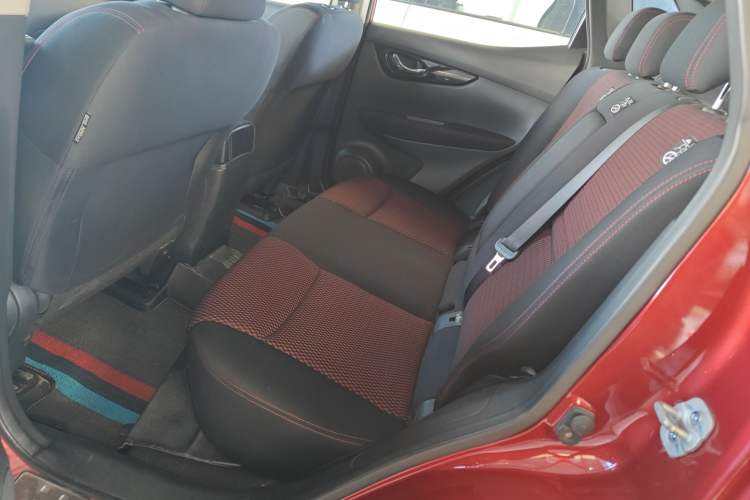 Used Nissan Qashqai 2016 2.0L CVT Elite Edition Left Rear Seat