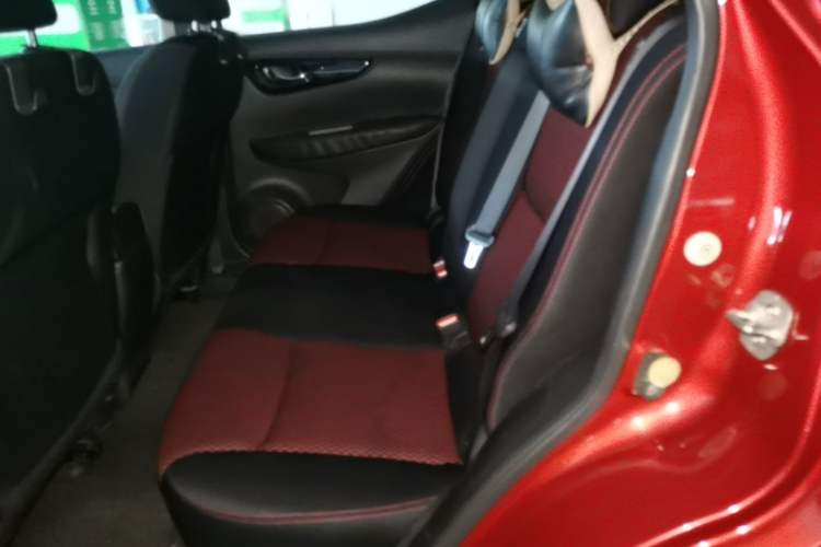 Used Nissan Qashqai 2016 2.0L CVT Elite Edition Left Rear Seat