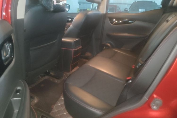 Used Nissan Qashqai 2016 2.0L CVT Luxury Edition Left Rear Seat