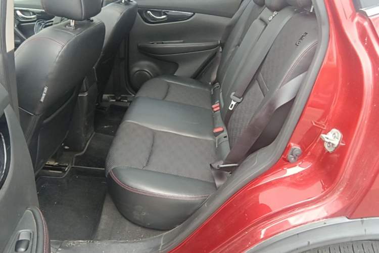 Used Nissan Qashqai 2016 2.0L CVT Luxury Edition Left Rear Seat