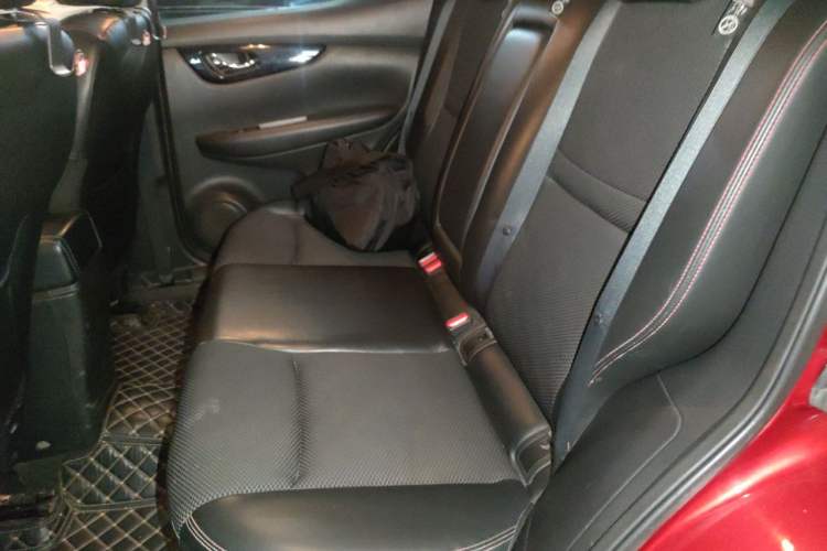 Used Nissan Qashqai 2016 2.0L CVT Luxury Edition Left Rear Seat
