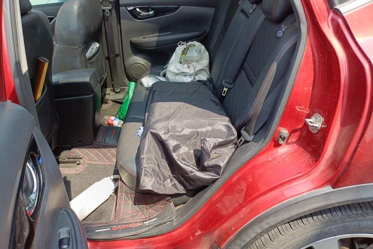 Used Nissan Qashqai 2016 2.0L CVT Luxury Edition Left Rear Seat
