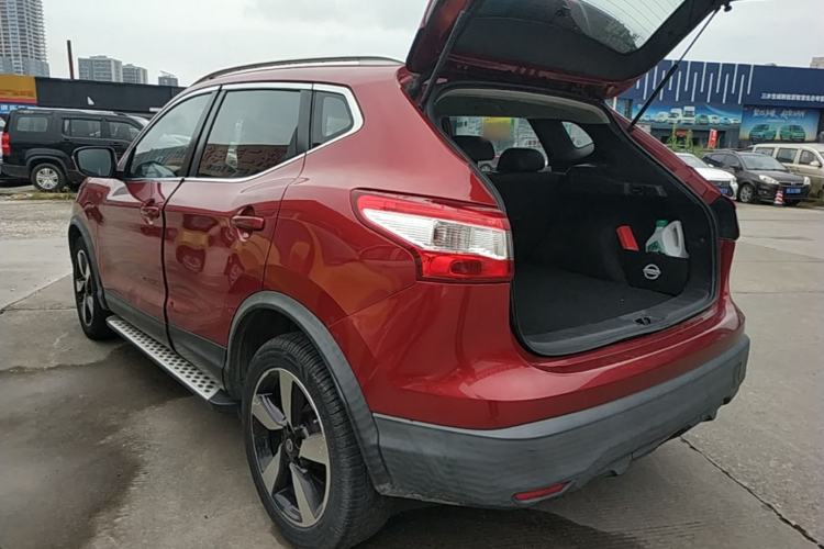 Used Nissan Qashqai 2016 2.0L CVT Leading Edition Rear Left 45 Deg