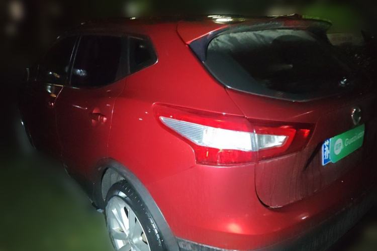 Used Nissan Qashqai 2016 2.0L CVT Elite Edition Rear Left 45 Deg