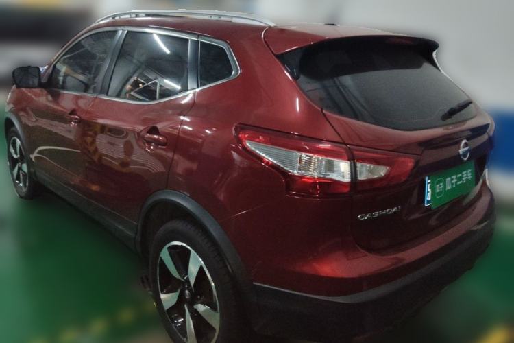 Used Nissan Qashqai 2016 2.0L CVT Luxury Edition Rear Left 45 Deg