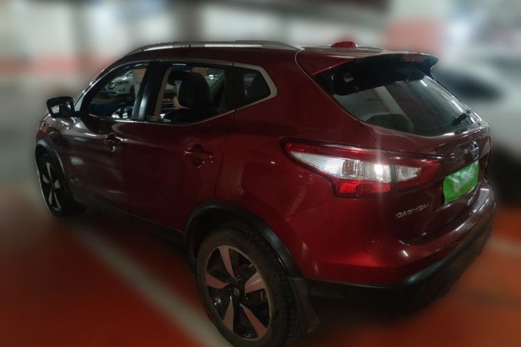 Used Nissan Qashqai 2016 2.0L CVT Luxury Edition Rear Left 45 Deg