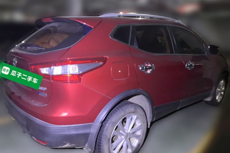 Used Nissan Qashqai 2016 2.0L CVT Elite Edition Rear Right 45 Deg