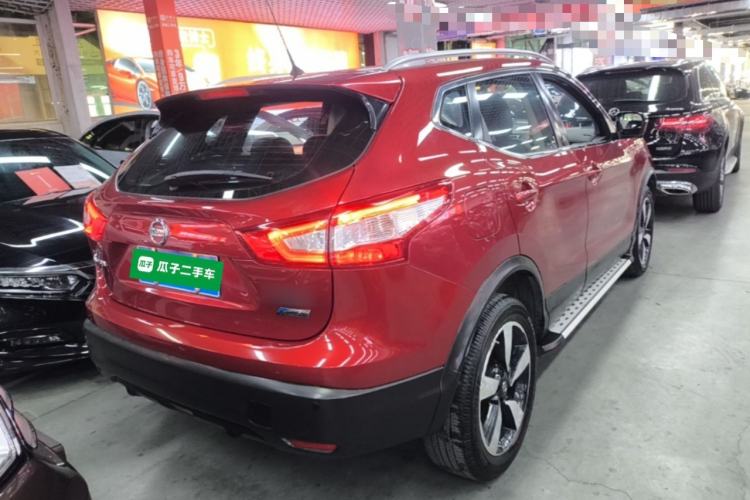 Used Nissan Qashqai 2016 2.0L CVT Luxury Edition Rear Right 45 Deg