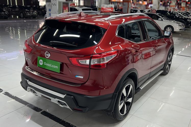 Used Nissan Qashqai 2016 2.0L CVT Luxury Edition Rear Right 45 Deg