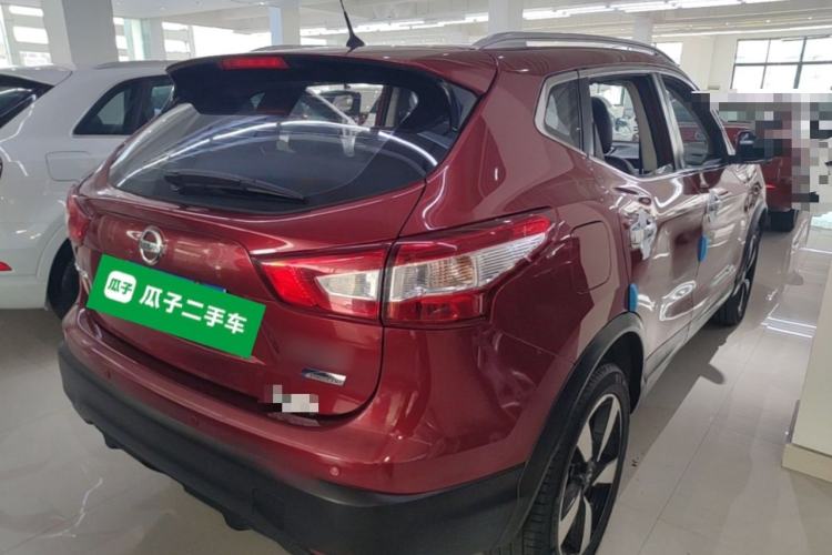 Used Nissan Qashqai 2016 2.0L CVT Deluxe Edition Rear Right 45 Deg