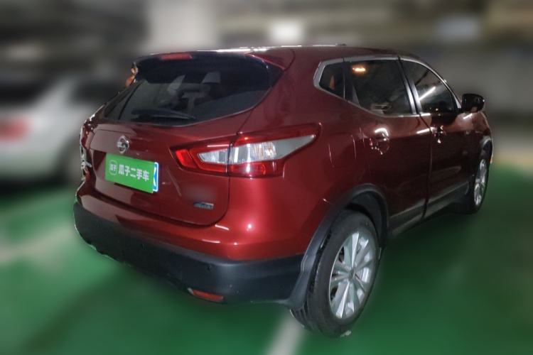 Used Nissan Qashqai 2016 2.0L CVT Elite Edition Rear Right 45 Deg