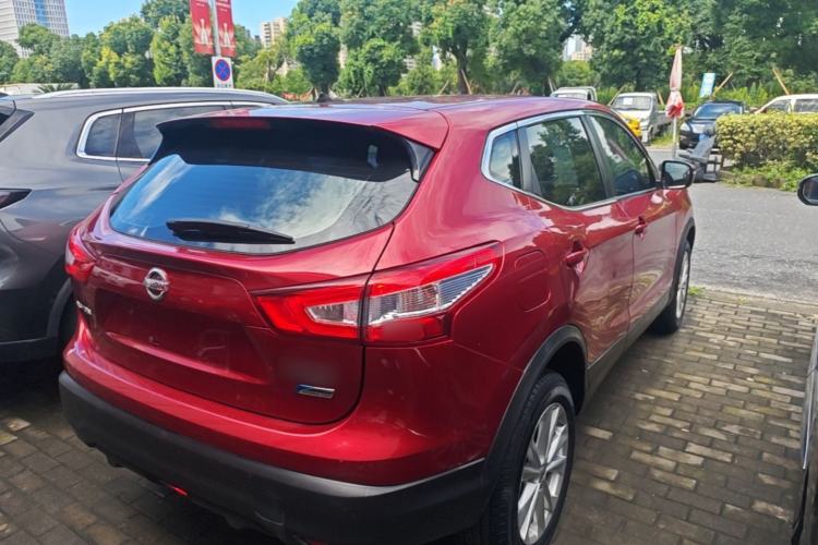 Used Nissan Qashqai 2016 2.0L CVT Elite Edition Rear Right 45 Deg