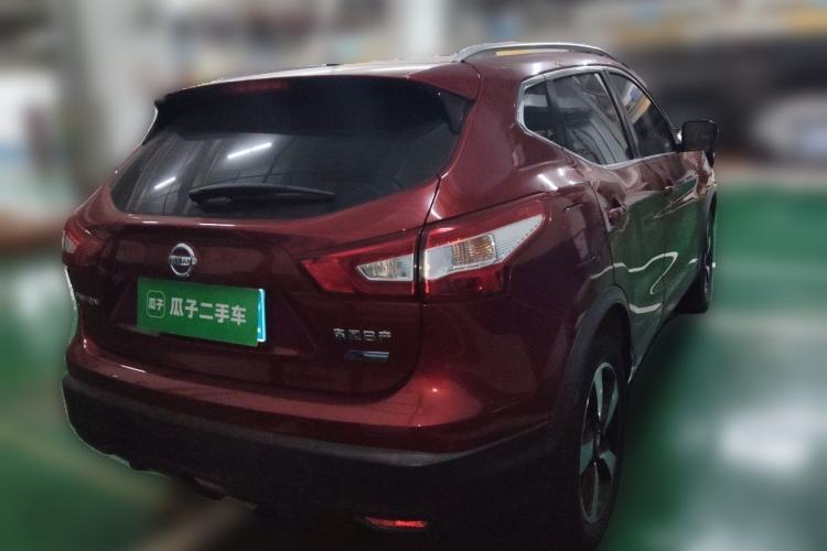Used Nissan Qashqai 2016 2.0L CVT Luxury Edition Rear Right 45 Deg