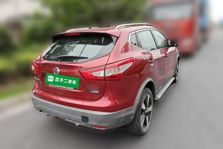Used Nissan Qashqai 2016 2.0L CVT Luxury Edition Rear Right 45 Deg